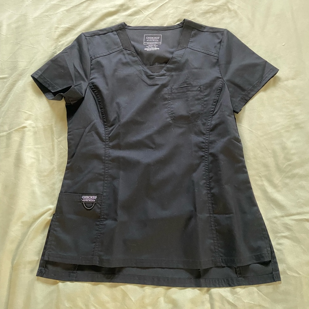 Scrub Top! - Picture 3 of 3